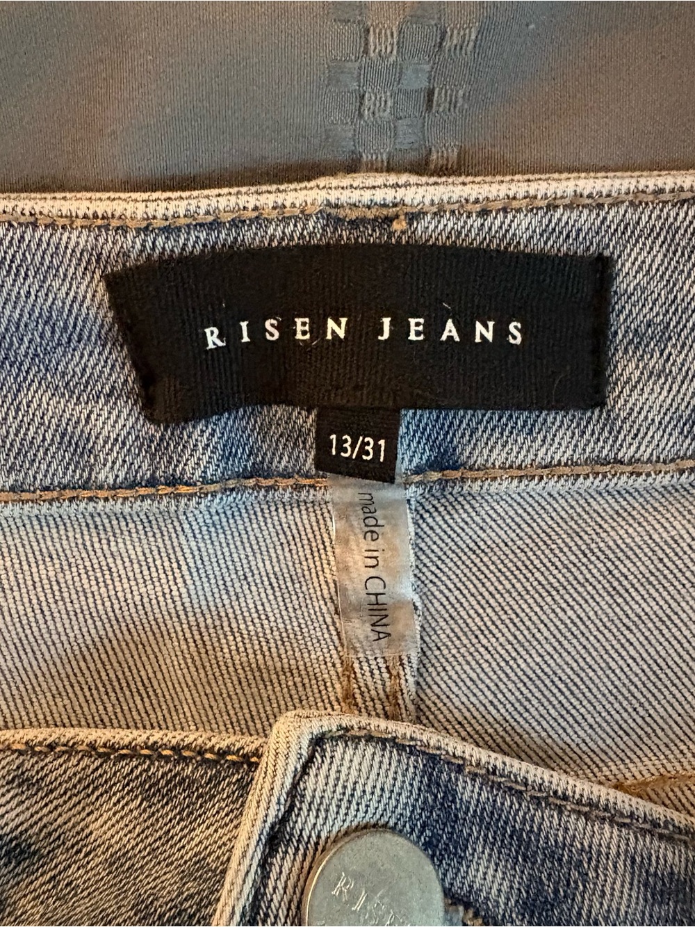 NWT RISEN Jeans - Picture 8 of 9
